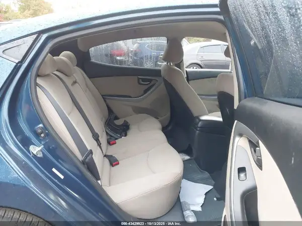 KMHDH4AE7GU606440 2016 HYUNDAI ELANTRA - Image 8
