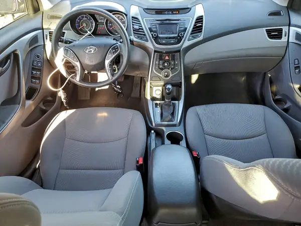 KMHDH4AE7GU607040 2016 HYUNDAI ELANTRA - Image 8