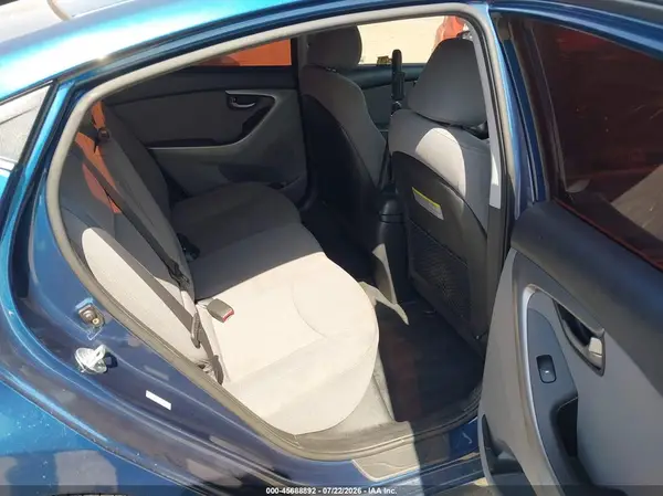 KMHDH4AE7GU620726 2016 HYUNDAI ELANTRA - Image 8