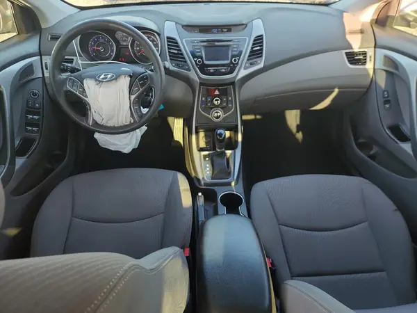 KMHDH4AE7GU623741 2016 HYUNDAI ELANTRA - Image 8