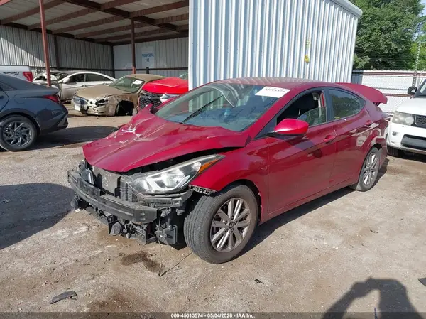 KMHDH4AE7GU637803 2016 HYUNDAI ELANTRA - Image 2