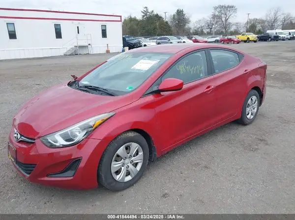 KMHDH4AE7GU644847 2016 HYUNDAI ELANTRA - Image 2