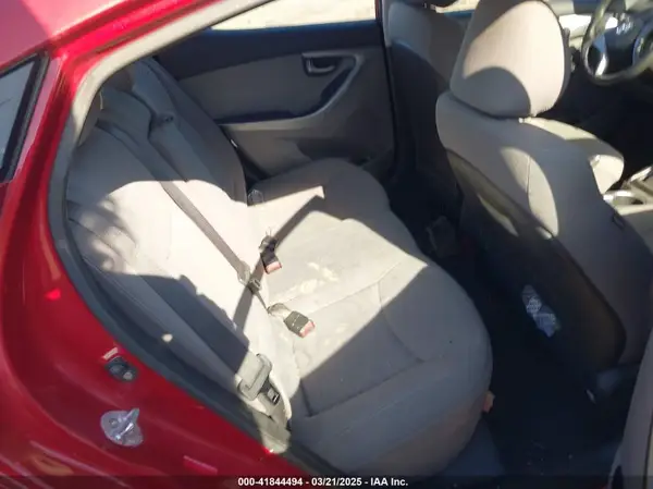 KMHDH4AE7GU644847 2016 HYUNDAI ELANTRA - Image 8