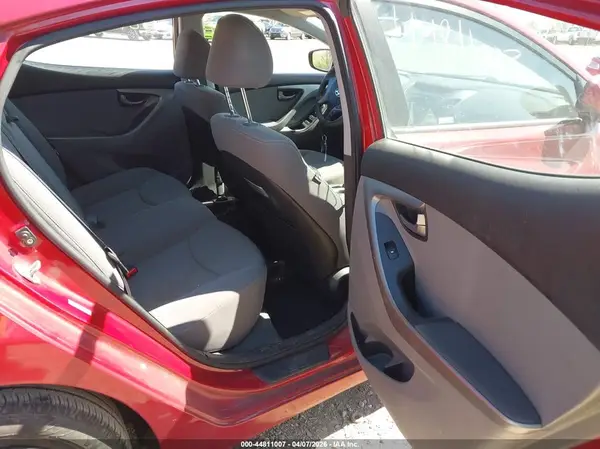 KMHDH4AE7GU652432 2016 HYUNDAI ELANTRA - Image 8