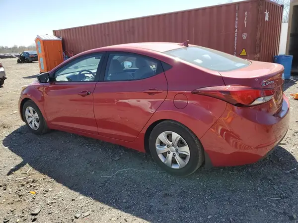 KMHDH4AE8GU477415 2016 HYUNDAI ELANTRA - Image 2
