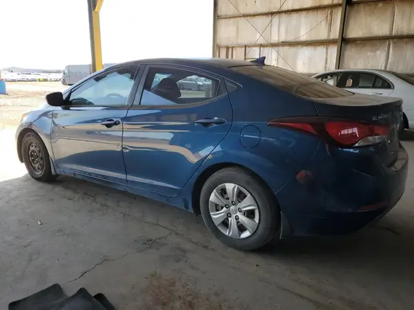 KMHDH4AE8GU477432 2016 HYUNDAI ELANTRA - Image 2
