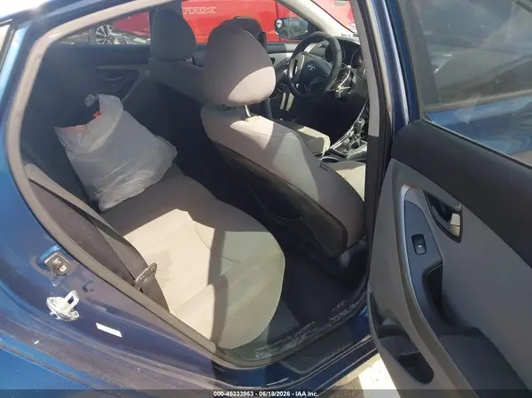 KMHDH4AE8GU478323 2016 HYUNDAI ELANTRA - Image 8