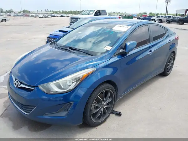 KMHDH4AE8GU479097 2016 HYUNDAI ELANTRA - Image 2