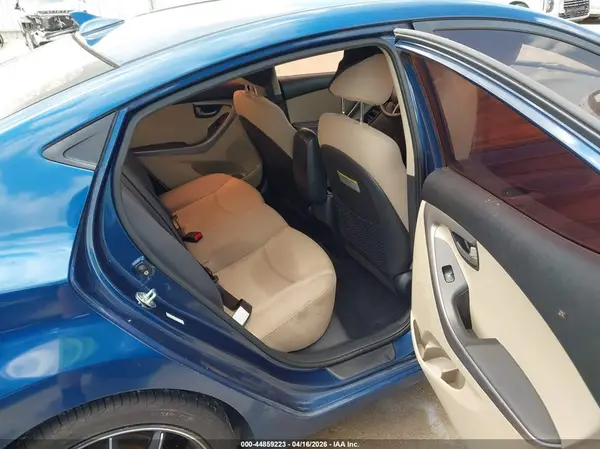 KMHDH4AE8GU479097 2016 HYUNDAI ELANTRA - Image 8