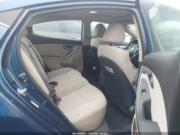 KMHDH4AE8GU479696 2016 HYUNDAI ELANTRA - Image 8