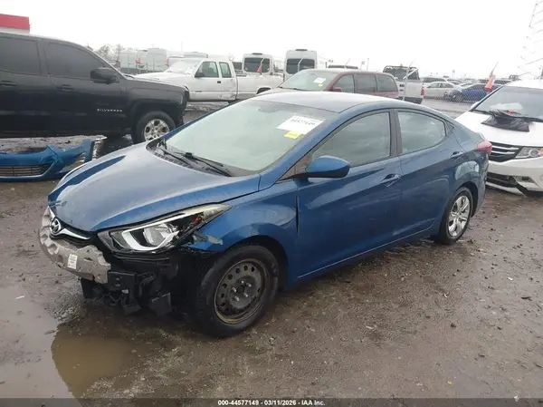 KMHDH4AE8GU482601 2016 HYUNDAI ELANTRA - Image 2