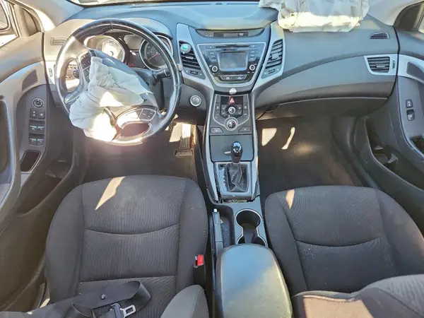 KMHDH4AE8GU490763 2016 HYUNDAI ELANTRA - Image 8