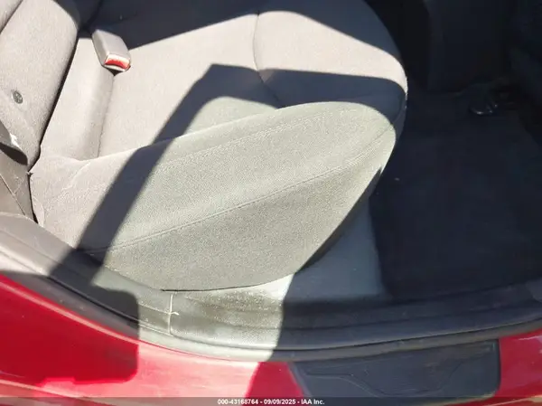 KMHDH4AE8GU491833 2016 HYUNDAI ELANTRA - Image 8