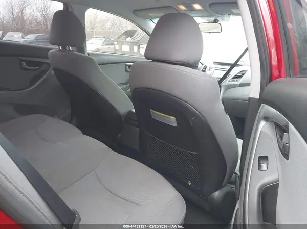 KMHDH4AE8GU501826 2016 HYUNDAI ELANTRA - Image 8