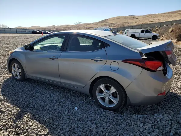 KMHDH4AE8GU504628 2016 HYUNDAI ELANTRA - Image 2