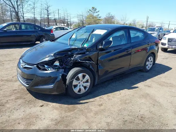 KMHDH4AE8GU520893 2016 HYUNDAI ELANTRA - Image 2