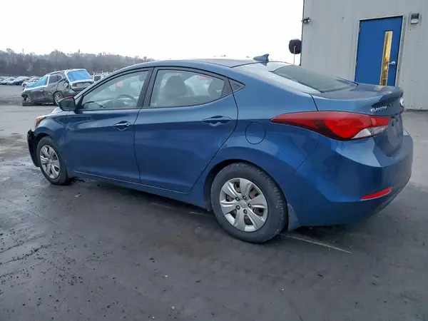 KMHDH4AE8GU525155 2016 HYUNDAI ELANTRA - Image 2