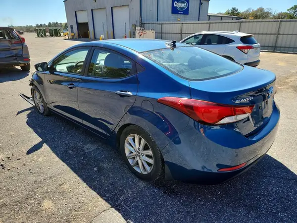 KMHDH4AE8GU531215 2016 HYUNDAI ELANTRA - Image 2