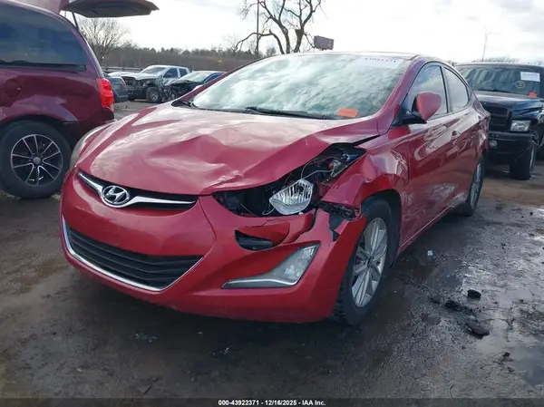 KMHDH4AE8GU543591 2016 HYUNDAI ELANTRA - Image 2