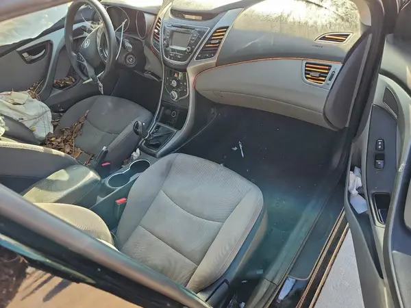 KMHDH4AE8GU544319 2016 HYUNDAI ELANTRA - Image 8