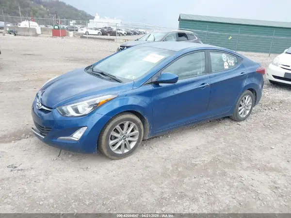KMHDH4AE8GU544708 2016 HYUNDAI ELANTRA - Image 2