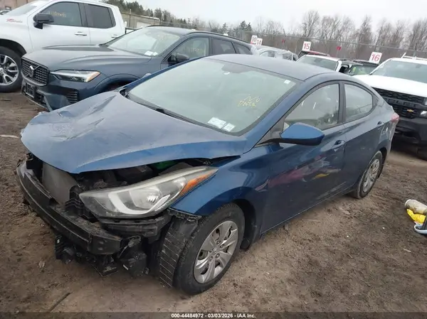 KMHDH4AE8GU545969 2016 HYUNDAI ELANTRA - Image 2