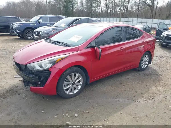 KMHDH4AE8GU557135 2016 HYUNDAI ELANTRA - Image 2