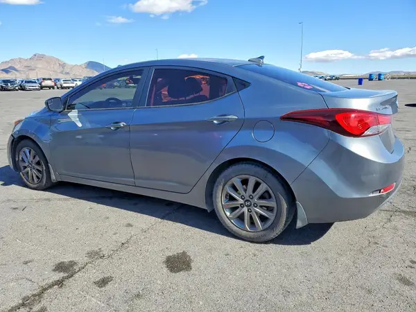 KMHDH4AE8GU568491 2016 HYUNDAI ELANTRA - Image 2
