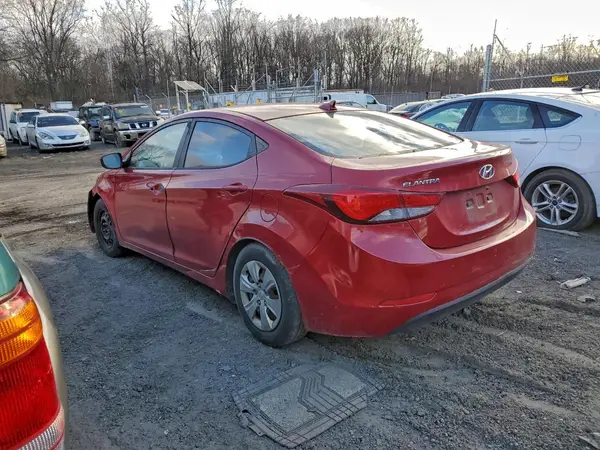 KMHDH4AE8GU574775 2016 HYUNDAI ELANTRA - Image 2