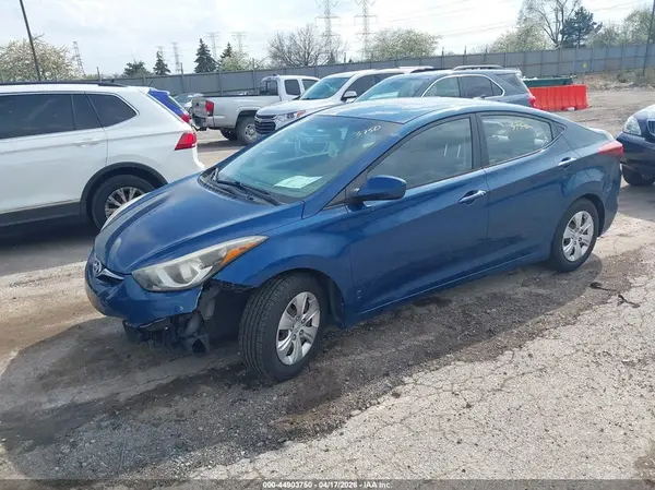 KMHDH4AE8GU580849 2016 HYUNDAI ELANTRA - Image 2