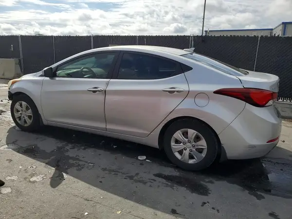 KMHDH4AE8GU583671 2016 HYUNDAI ELANTRA - Image 2