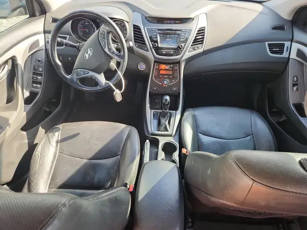 KMHDH4AE8GU586246 2016 HYUNDAI ELANTRA - Image 8