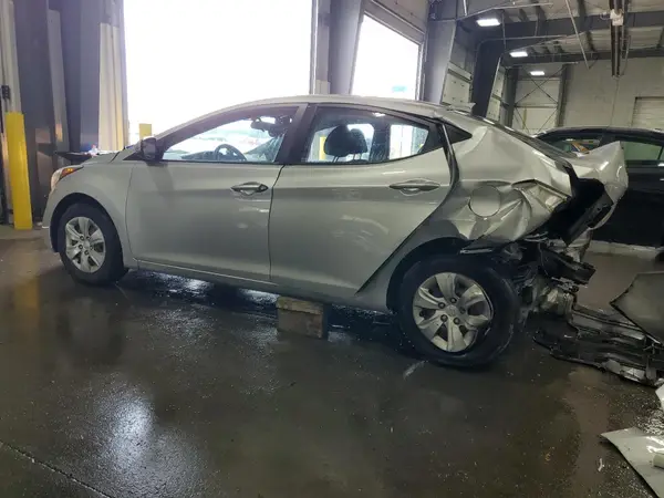 KMHDH4AE8GU589728 2016 HYUNDAI ELANTRA - Image 2