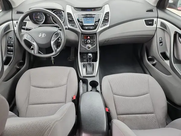 KMHDH4AE8GU599546 2016 HYUNDAI ELANTRA - Image 8