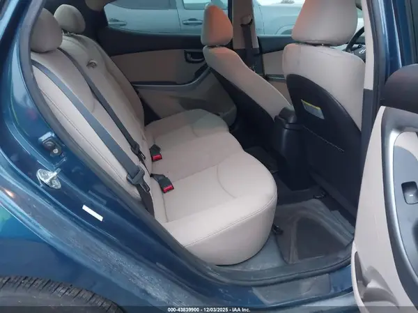 KMHDH4AE8GU604406 2016 HYUNDAI ELANTRA - Image 8