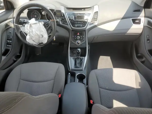 KMHDH4AE8GU607452 2016 HYUNDAI ELANTRA - Image 8