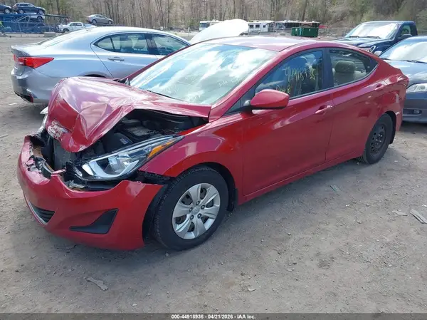 KMHDH4AE8GU619858 2016 HYUNDAI ELANTRA - Image 2