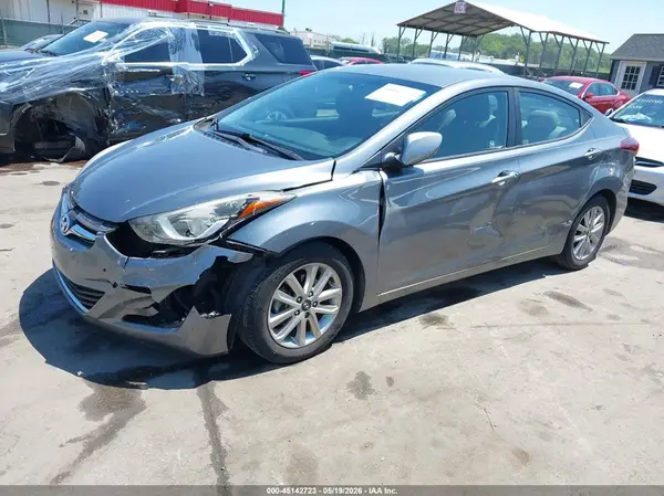 KMHDH4AE8GU623571 2016 HYUNDAI ELANTRA - Image 2