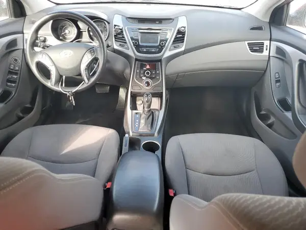 KMHDH4AE8GU623845 2016 HYUNDAI ELANTRA - Image 8