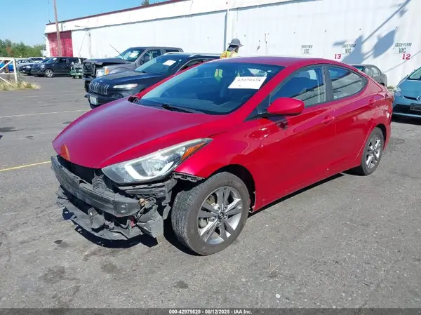 KMHDH4AE8GU624414 2016 HYUNDAI ELANTRA - Image 2