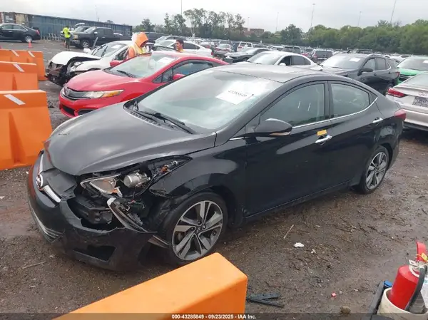 KMHDH4AE8GU626406 2016 HYUNDAI ELANTRA - Image 2