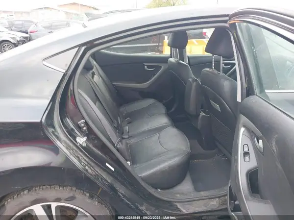 KMHDH4AE8GU626406 2016 HYUNDAI ELANTRA - Image 8