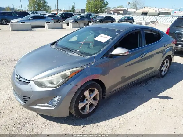 KMHDH4AE8GU628950 2016 HYUNDAI ELANTRA - Image 2