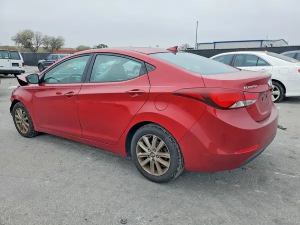 KMHDH4AE8GU633159 2016 HYUNDAI ELANTRA - Image 2