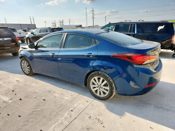 KMHDH4AE8GU634876 2016 HYUNDAI ELANTRA - Image 2