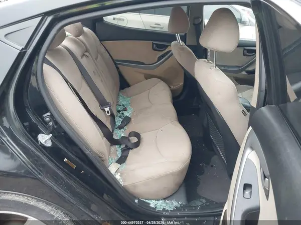 KMHDH4AE8GU636501 2016 HYUNDAI ELANTRA - Image 8
