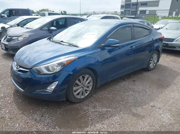 KMHDH4AE8GU639348 2016 HYUNDAI ELANTRA - Image 2