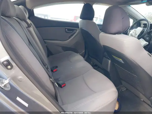 KMHDH4AE8GU639544 2016 HYUNDAI ELANTRA - Image 8