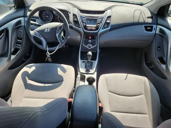 KMHDH4AE8GU639723 2016 HYUNDAI ELANTRA - Image 8