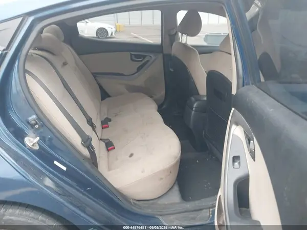 KMHDH4AE8GU640788 2016 HYUNDAI ELANTRA - Image 8